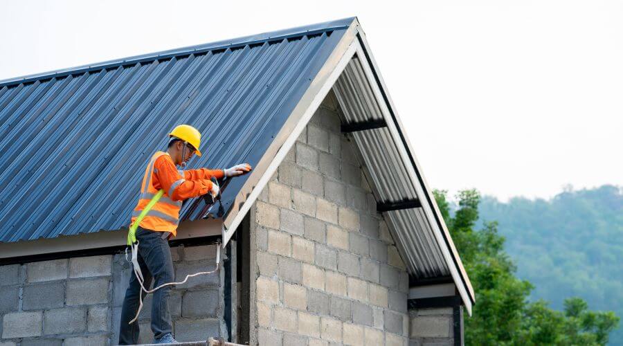 Professional gutter cleaning in Babson Park, MA
